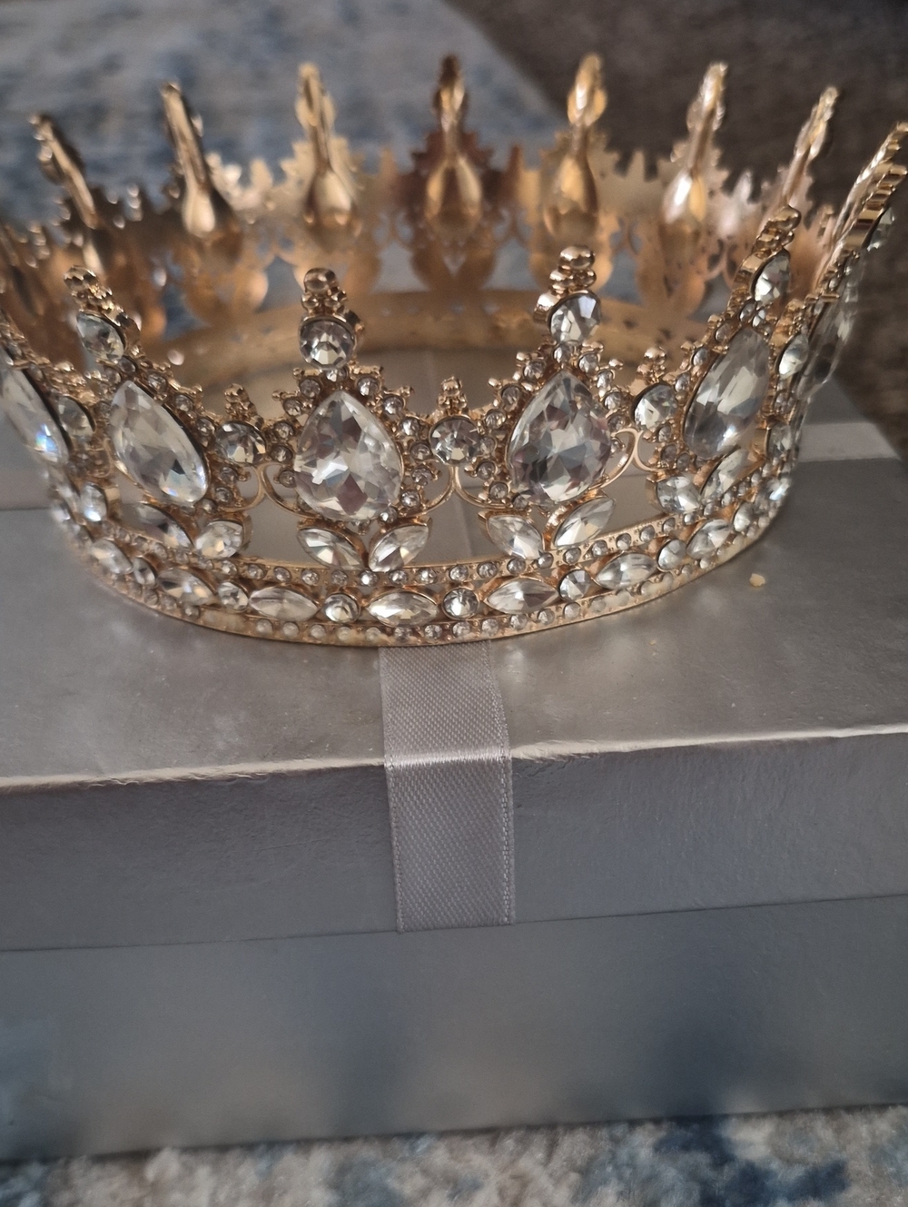 Gold Rhinestone Crystal Crown Tiara - Elegant Women’s Headpiece